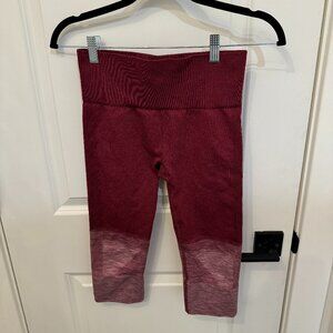 lululemon short cropped leggings